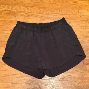 Outdoor Voices M Women’s Black Relay 3” Running Shorts